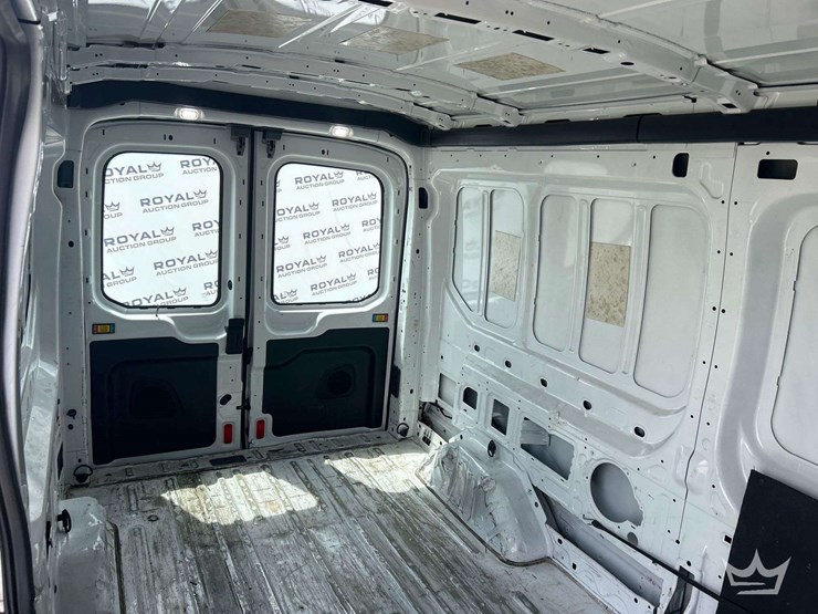 2018-ford-transit-image-10
