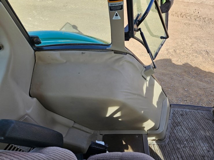 john-deere-6430-image-36