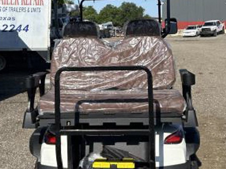 #42-•-4-seat-electric-golf-cart---sdlgc80---white-image-6