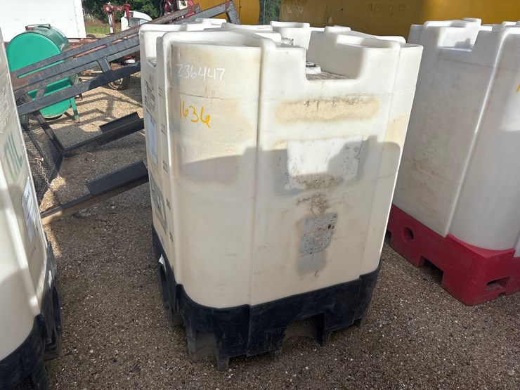 #1636-•-330-gallon-plastic-storage-oil-tank-image-1