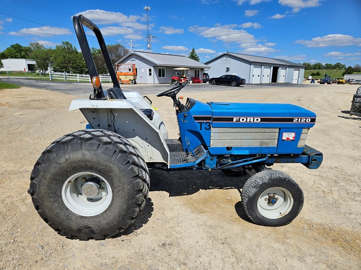ford-2120-image-6