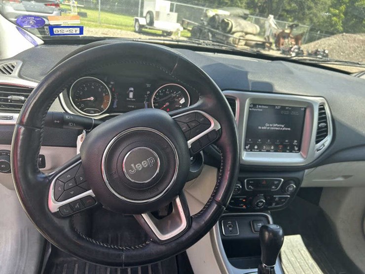 2018-jeep-compass-image-13