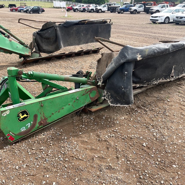 JOHN DEERE 275