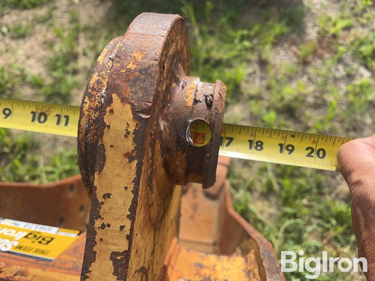 c&p-def-24”-excavator-bucket-image-15