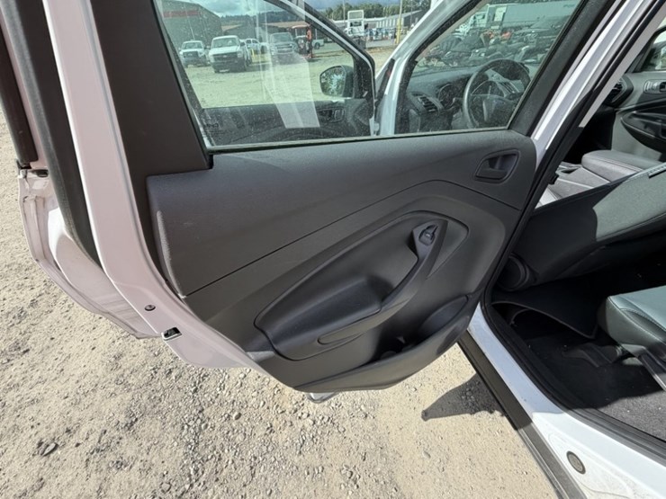2017-ford-escape-image-22