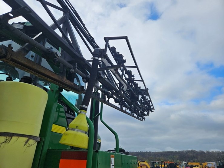 john-deere-4700-image-15