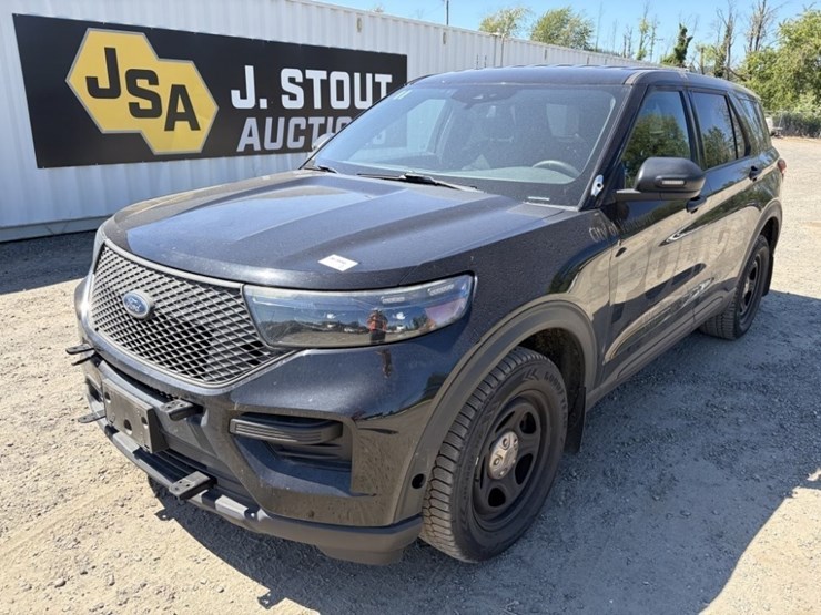 2020-ford-explorer-image-1
