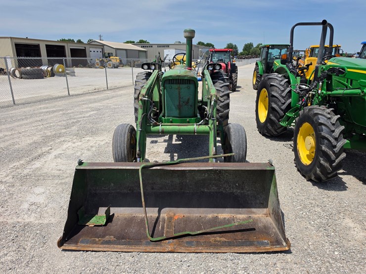 1967-john-deere-2510-image-2