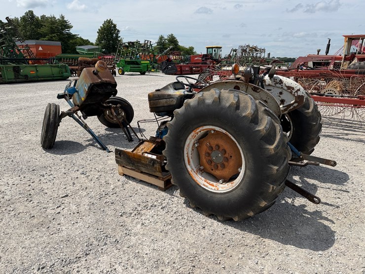 ford-4600-image-9