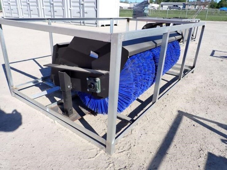 unused-greatbear-72-in.-angle-skid-steer-broom-image-2