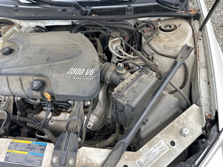 #28-•-2008-chevy-impala-image-38