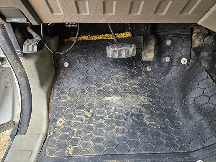 2008-ford-f550-image-39