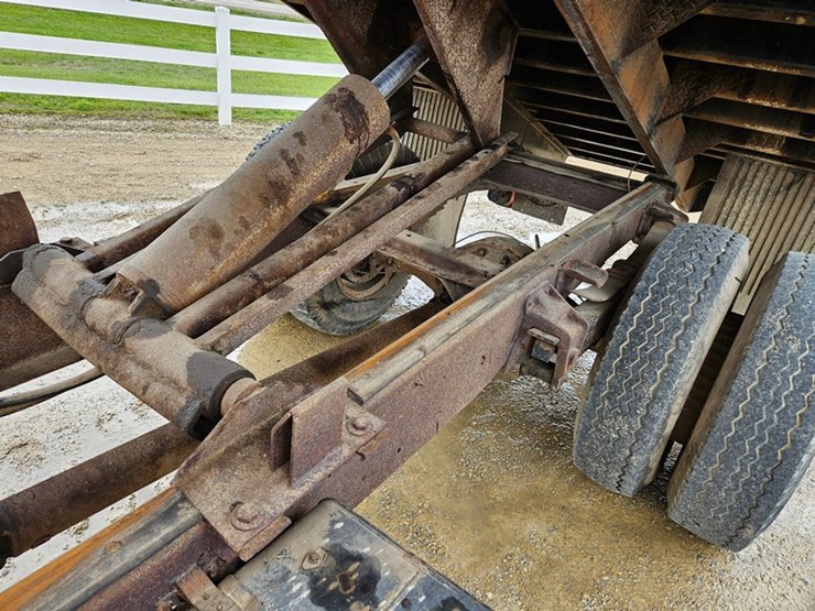 ford-600-image-19