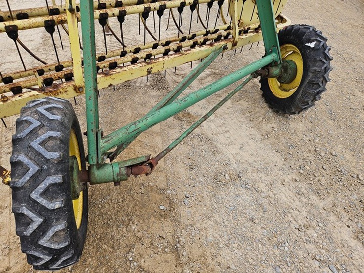 john-deere-660-image-16
