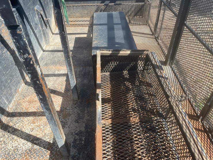 2019-ford-f550-image-11
