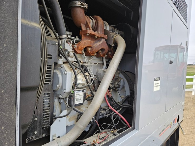 #5177-•-tramont-100-kw-towable-generator-image-16