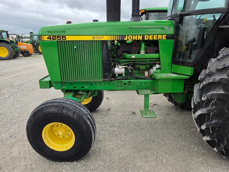 1989-john-deere-4255-image-3