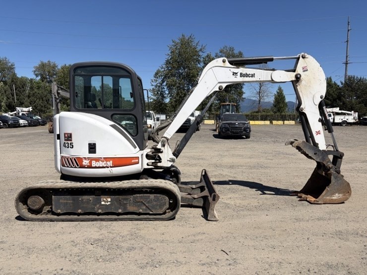 2008-bobcat-435-image-3