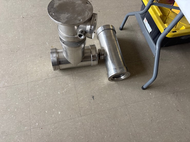 #4040-•-eaton-oxalis--ul-1410-explosion/flameproof-illumination-device-image-4