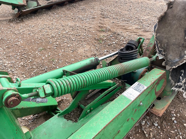 john-deere-275-image-13
