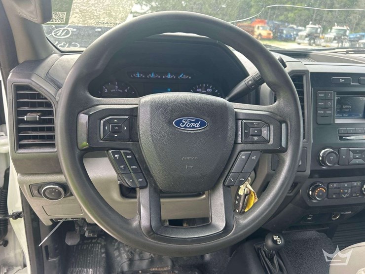 2019-ford-f450-image-11