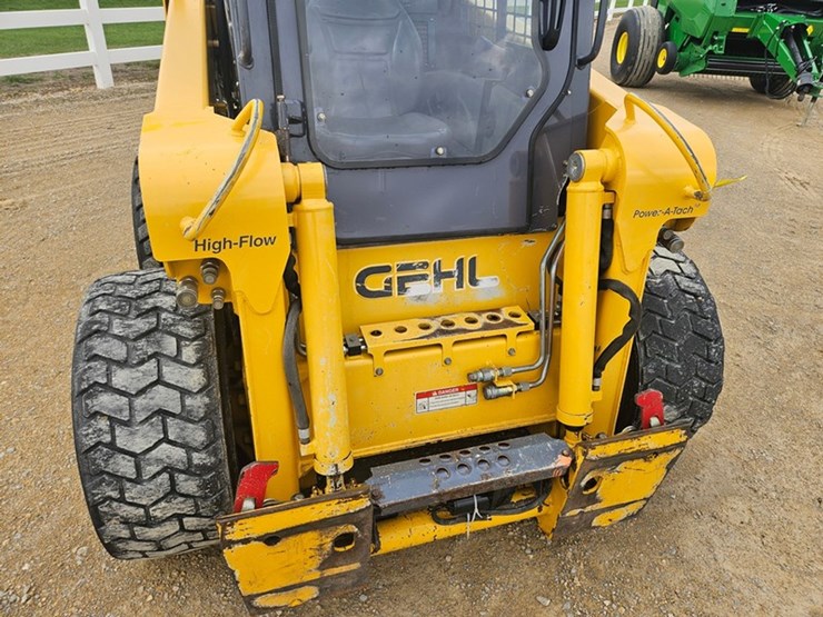 gehl-5640-image-13
