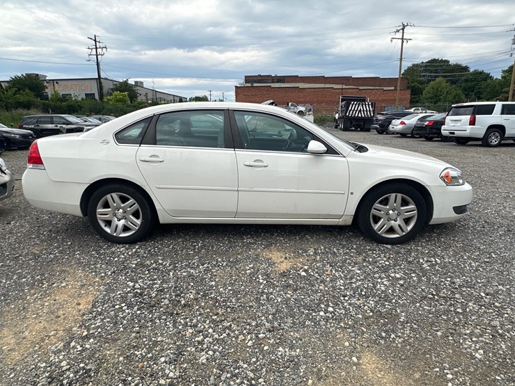 #28-•-2008-chevy-impala-image-6