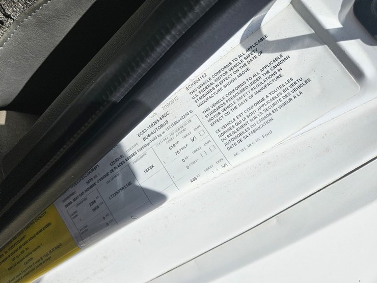 2012-ford-e350-image-56