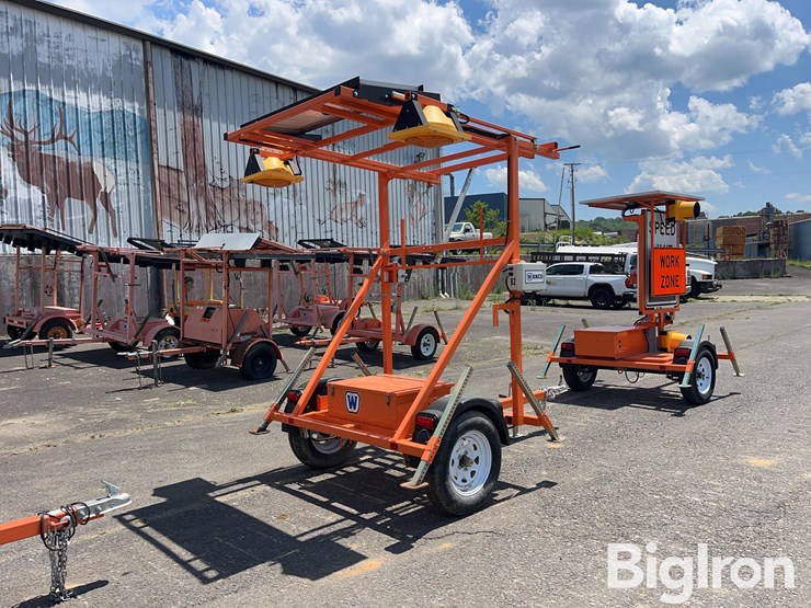 2023-wanco-traffic-control-trailered-caution-sign-image-5