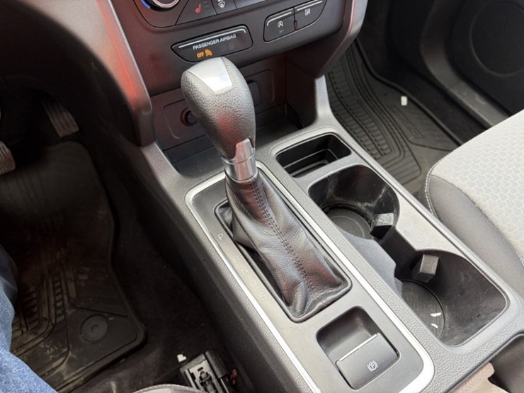 2017-ford-escape-image-33