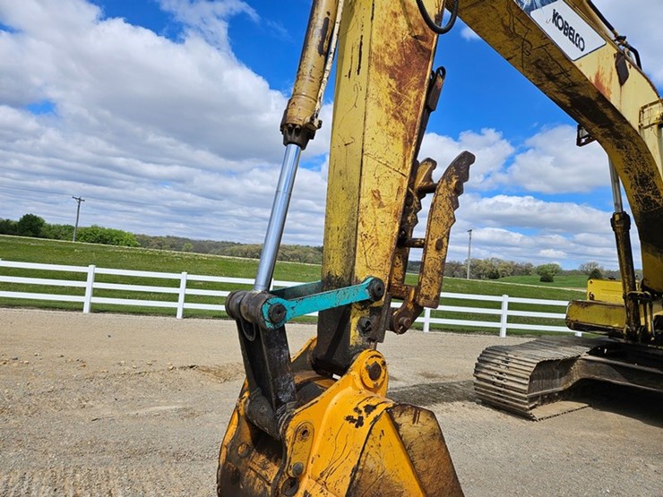 kobelco-sk220-lc-image-11