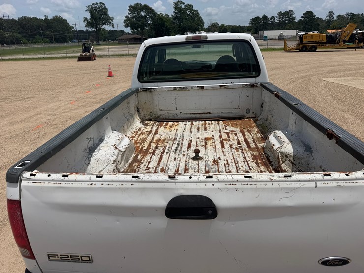 2006-ford-f250-image-5