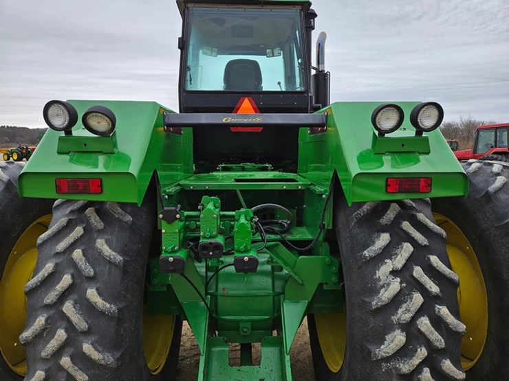john-deere-8570-image-29