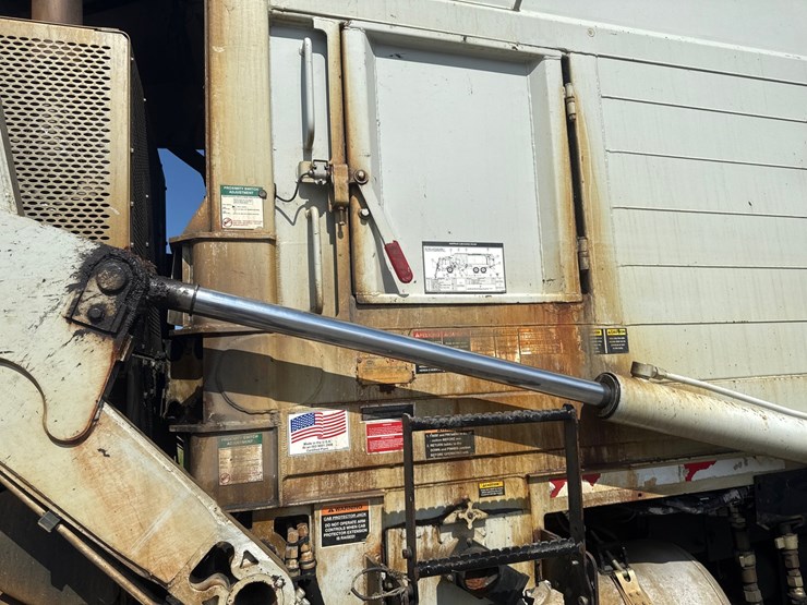 #6-•-2017-peterbilt-heil-front-loader-image-18