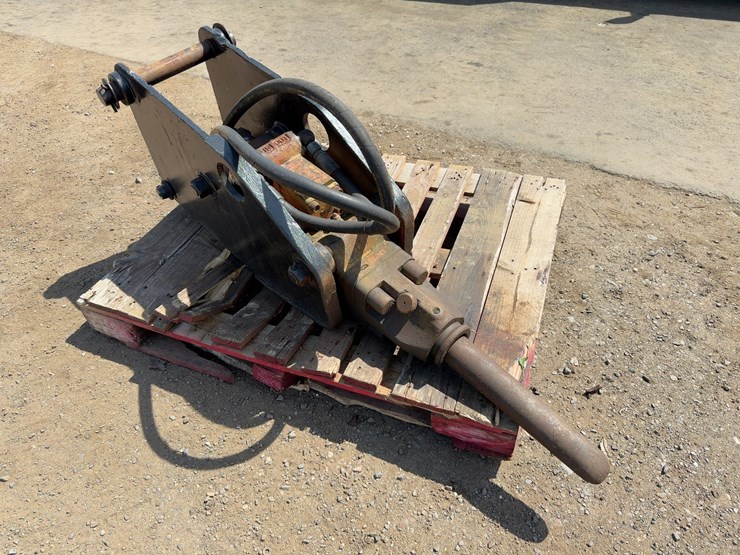 npk-hydraulic-breaker-hammer-image-4