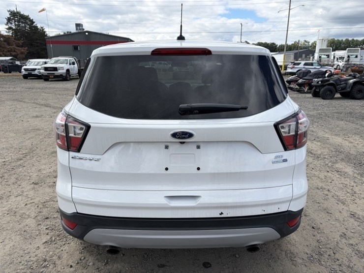 2017-ford-escape-image-5