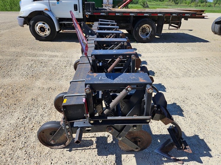 #5078-•-hiniker-3pt-6-row-30"-cultivator-image-2