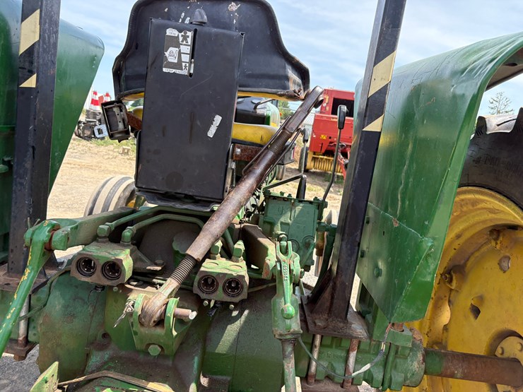 john-deere-2630-image-8
