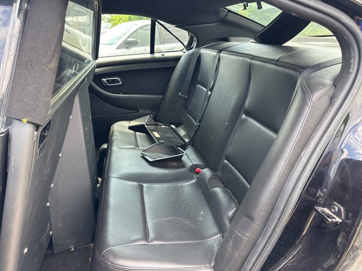 #48-•-2019-ford-interceptor-image-31