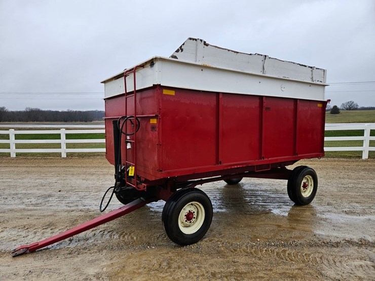 #5119-•-6'6"-x-12'-x-52"-steel-barge-box-&-gear-image-1