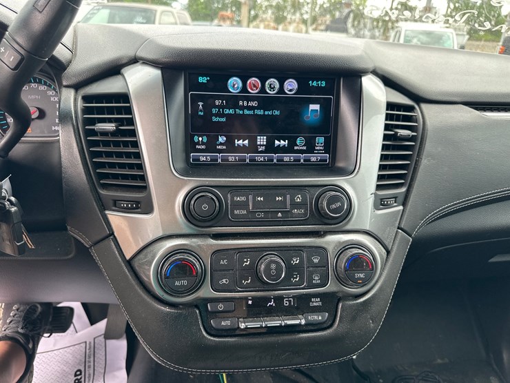 2018-chevrolet-tahoe-image-31