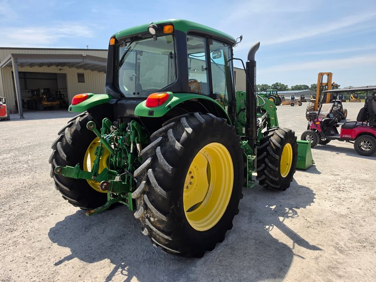 2013-john-deere-6125m-image-20