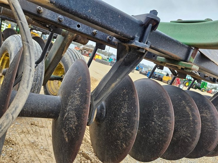 john-deere-215-image-18