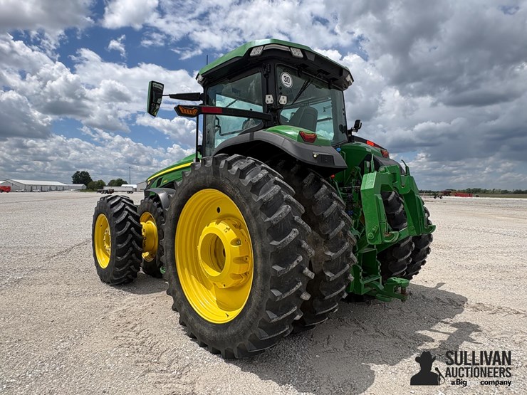 2021-john-deere-8r-340-image-7