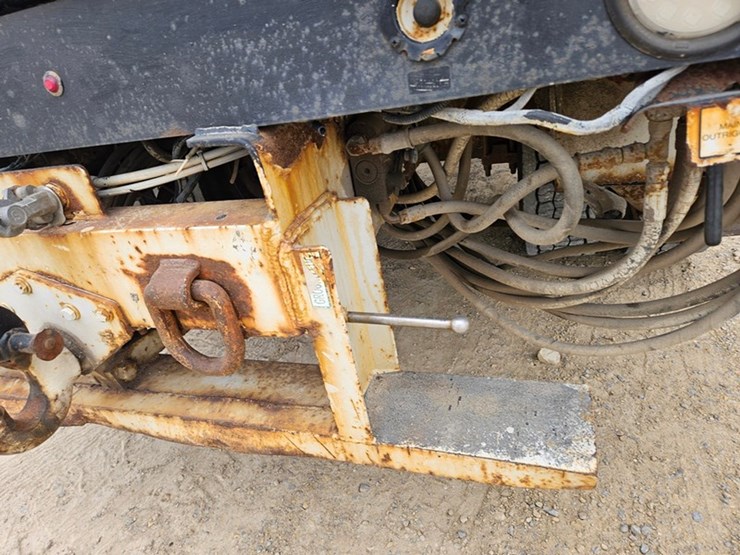 2005-international-durastar-4300-image-41