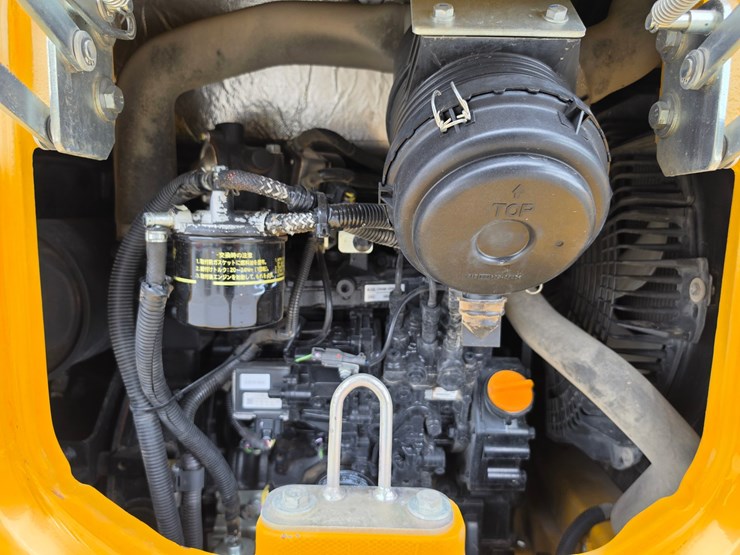 2020-deere-35g-image-15