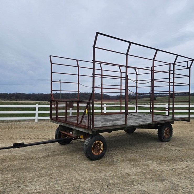 #5215 • Bale Wagon Minnesota Gear