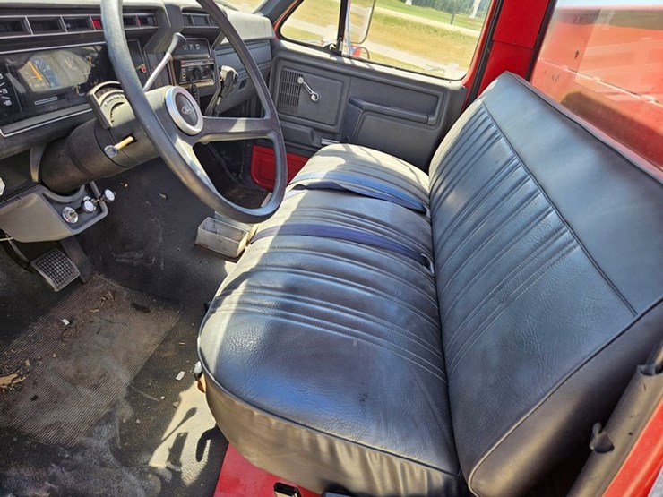1986-ford-f800-image-39