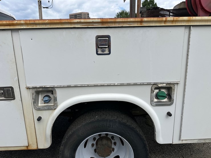2012-ford-f450-image-25