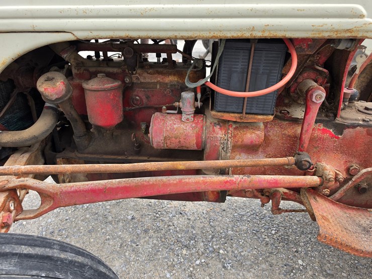 ford-8n-image-3